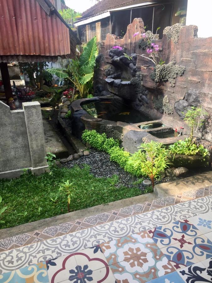Raditya Homestay Mambal Екстер'єр фото